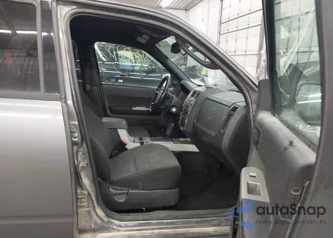 2011 Ford Escape Xlt from USA, damaged, VIN 1FMCU9DGXBKB14149